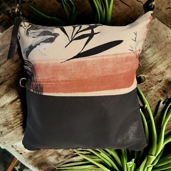 Formosa Australia Handbags - Formosa Australia Crossbody Purse